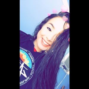 Meet your Posher, Alayna